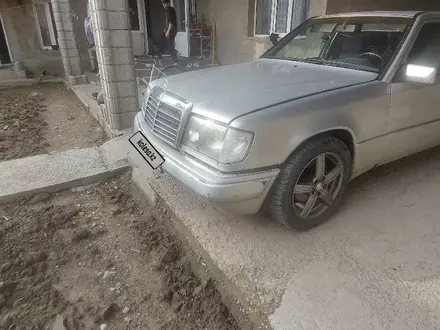 Mercedes-Benz E 200 1990 года за 1 600 000 тг. в Шымкент – фото 3