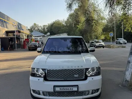 Land Rover Range Rover 2010 года за 12 500 000 тг. в Алматы – фото 2