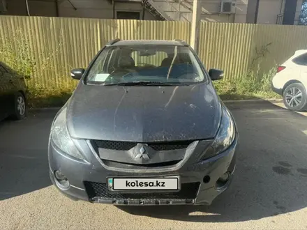 Mitsubishi Grandis 2005 года за 3 000 000 тг. в Атырау