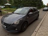 Hyundai Accent 2021 года за 7 500 000 тг. в Петропавловск – фото 2