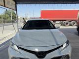 Toyota Camry 2020 года за 14 500 000 тг. в Шымкент – фото 3