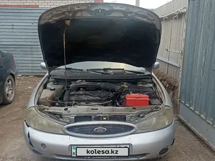 Ford Mondeo 2000 года за 1 000 000 тг. в Астана