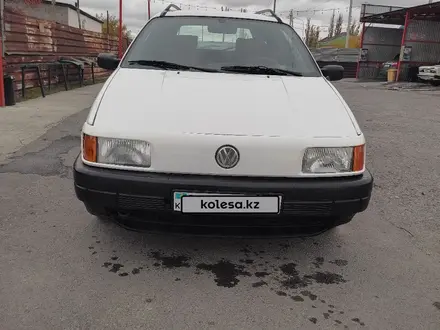 Volkswagen Passat 1993 года за 1 700 000 тг. в Туркестан – фото 2