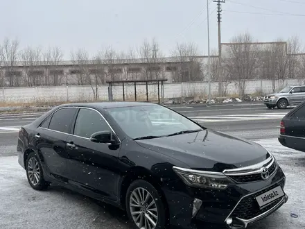 Toyota Camry 2017 года за 12 500 000 тг. в Караганда – фото 10