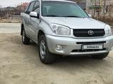 Toyota RAV4 2004 года за 5 100 000 тг. в Актау – фото 2