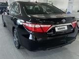 Toyota Camry 2015 года за 7 500 000 тг. в Актау – фото 2