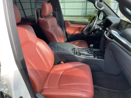 Lexus LX 570 2019 года за 36 000 000 тг. в Актобе – фото 3