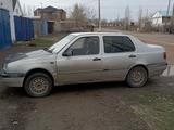 Volkswagen Vento 1993 года за 700 000 тг. в Актобе – фото 2