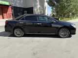 Toyota Camry 2014 года за 7 800 000 тг. в Астана – фото 4