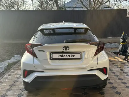 Toyota C-HR 2019 года за 11 500 000 тг. в Алматы – фото 4