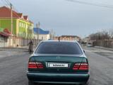 Mercedes-Benz E 280 2000 года за 5 500 000 тг. в Кызылорда – фото 2