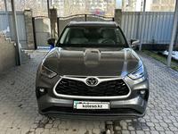 Toyota Highlander 2022 года за 27 000 000 тг. в Алматы