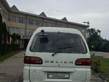 Mitsubishi Delica 1998 годаfor1 700 000 тг. в Алматы – фото 2