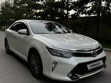 Toyota Camry 2017 годаүшін13 500 000 тг. в Алматы – фото 2