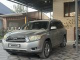 Toyota Highlander 2008 года за 8 500 000 тг. в Алматы