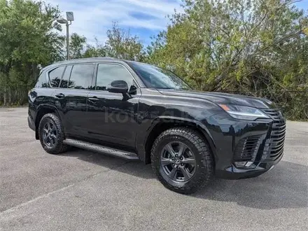 Lexus LX 700h 2025 года за 89 000 000 тг. в Алматы