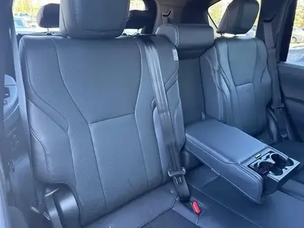 Lexus LX 700h 2025 года за 89 000 000 тг. в Алматы – фото 8