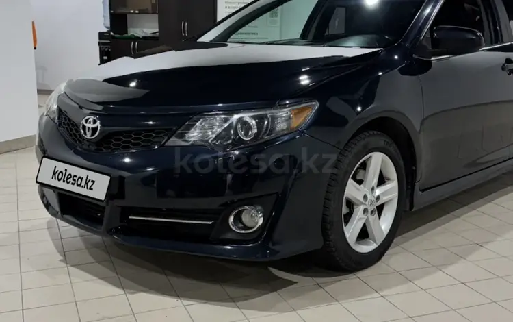 Toyota Camry 2014 года за 6 500 000 тг. в Караганда