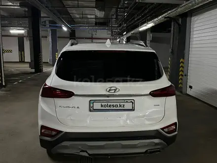 Hyundai Santa Fe 2019 года за 11 300 000 тг. в Алматы – фото 5