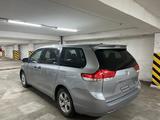 Toyota Sienna 2013 года за 7 800 000 тг. в Астана – фото 2