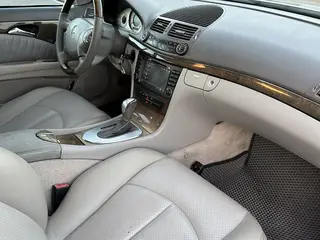 Mercedes-Benz E 500