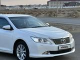 Toyota Camry 2013 года за 9 800 000 тг. в Мангистау – фото 2