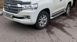 Toyota Land Cruiser 2016 годаfor36 000 000 тг. в Астана