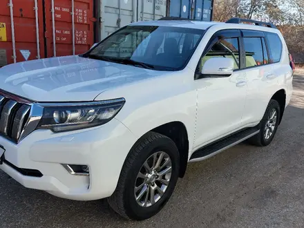 Toyota Land Cruiser Prado 2017 года за 23 500 000 тг. в Актобе – фото 3