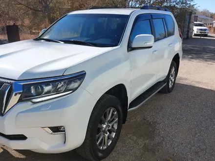 Toyota Land Cruiser Prado 2017 года за 23 500 000 тг. в Актобе – фото 74