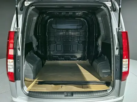 Hyundai Staria Van 2025 года за 18 300 000 тг. в Астана – фото 20