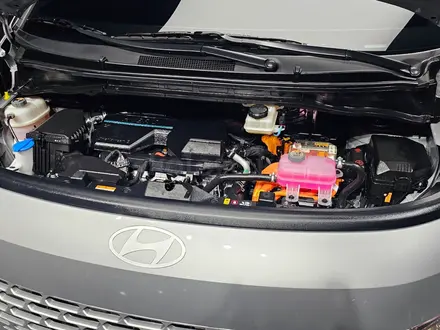 Hyundai Staria Van 2025 года за 18 300 000 тг. в Астана – фото 6