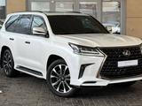 Lexus LX 570 VIP Black Edition 2021 года за 47 500 000 тг. в Алматы – фото 3