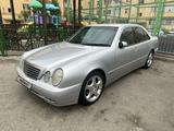 Mercedes-Benz E 320 2002 годаfor6 000 000 тг. в Шымкент