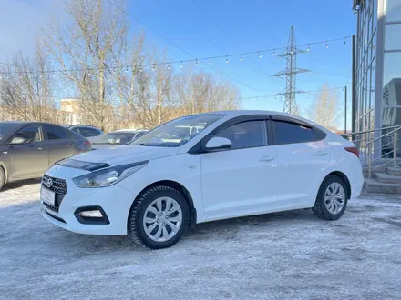 Hyundai Accent 2019 года за 7 290 000 тг. в Кокшетау – фото 2