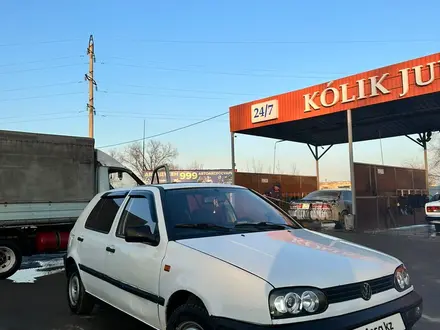 Volkswagen Golf 1995 года за 1 100 000 тг. в Алматы – фото 3