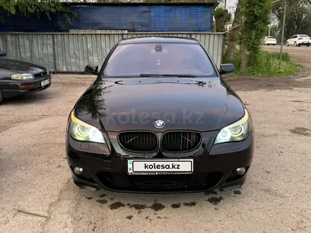 BMW 530 2009 года за 7 850 000 тг. в Алматы – фото 2
