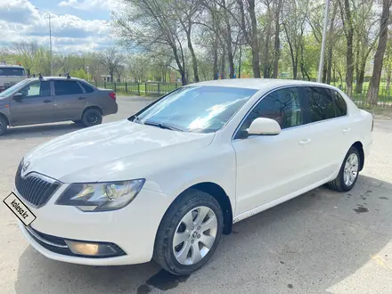 Skoda Superb 2013 года за 6 500 000 тг. в Уральск – фото 3