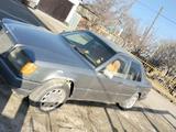 Mercedes-Benz E 230 1991 годаүшін650 000 тг. в Жосалы – фото 2