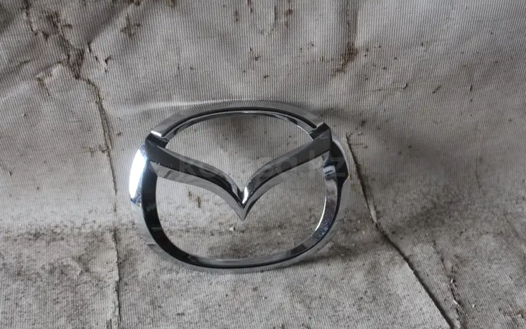 Эмблема значок на крышку багажника Mazda cx-5 за 5 000 тг. в Караганда