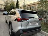 Toyota RAV4 2020 года за 16 199 000 тг. в Алматы – фото 3