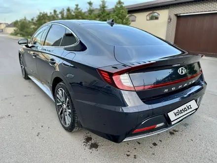 Hyundai Sonata 2022 года за 13 700 000 тг. в Караганда – фото 3