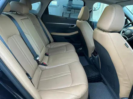 Hyundai Sonata 2022 года за 13 700 000 тг. в Караганда – фото 25