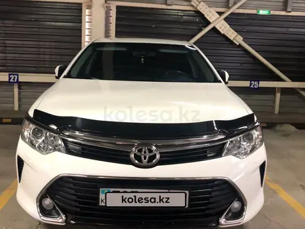 Toyota Camry 2017 года за 13 500 000 тг. в Астана