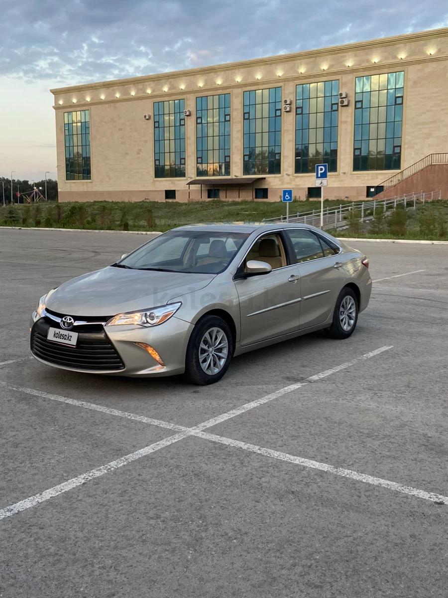 Toyota Camry 2016 г.