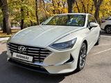 Hyundai Sonata 2022 года за 10 490 000 тг. в Алматы