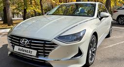 Hyundai Sonata 2022 года за 10 490 000 тг. в Алматы