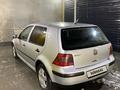 Volkswagen Golf 2001 годаfor3 100 000 тг. в Астана – фото 6