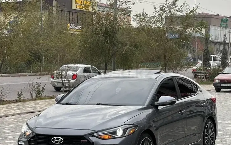 Hyundai Elantra 2017 года за 6 500 000 тг. в Сарыагаш