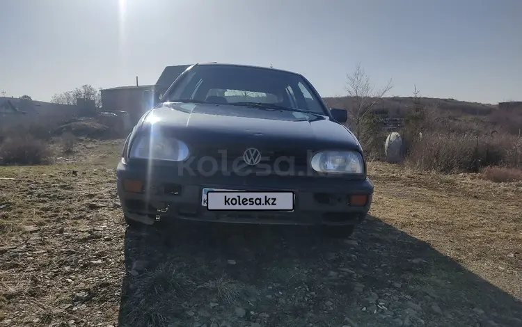 Volkswagen Golf 1992 годаfor800 000 тг. в Усть-Каменогорск