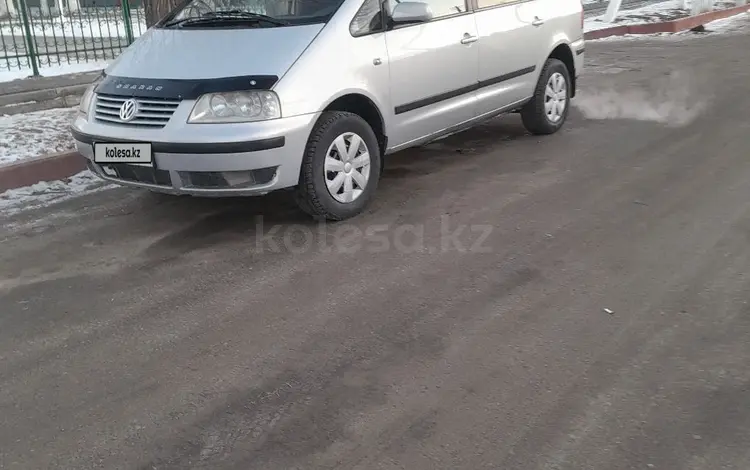 Volkswagen Sharan 2000 годаfor3 200 000 тг. в Теренозек